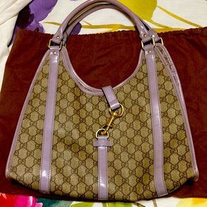 This is Gucci bag.